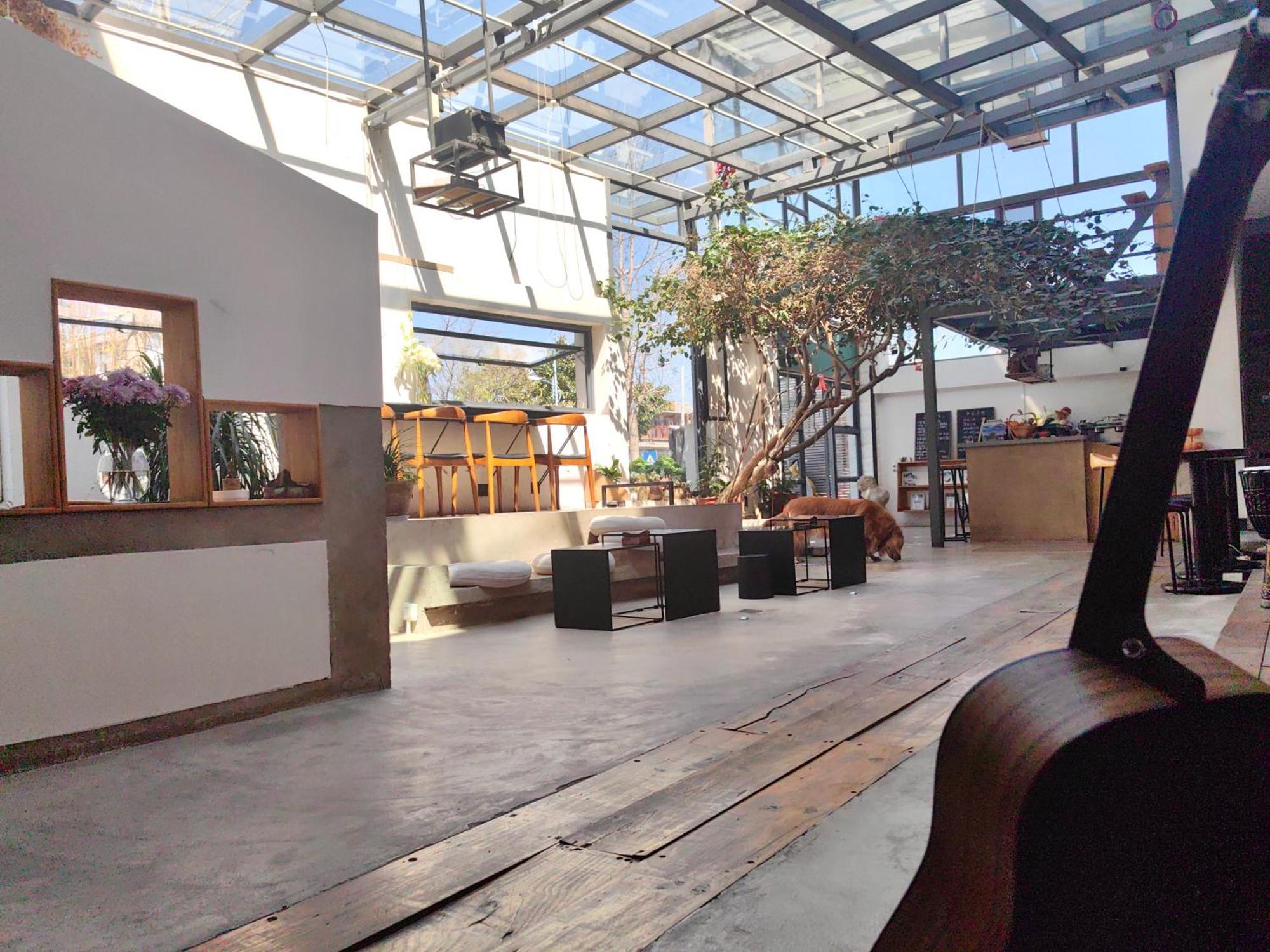 Dali Loft Travelling With Hostel Buitenkant foto