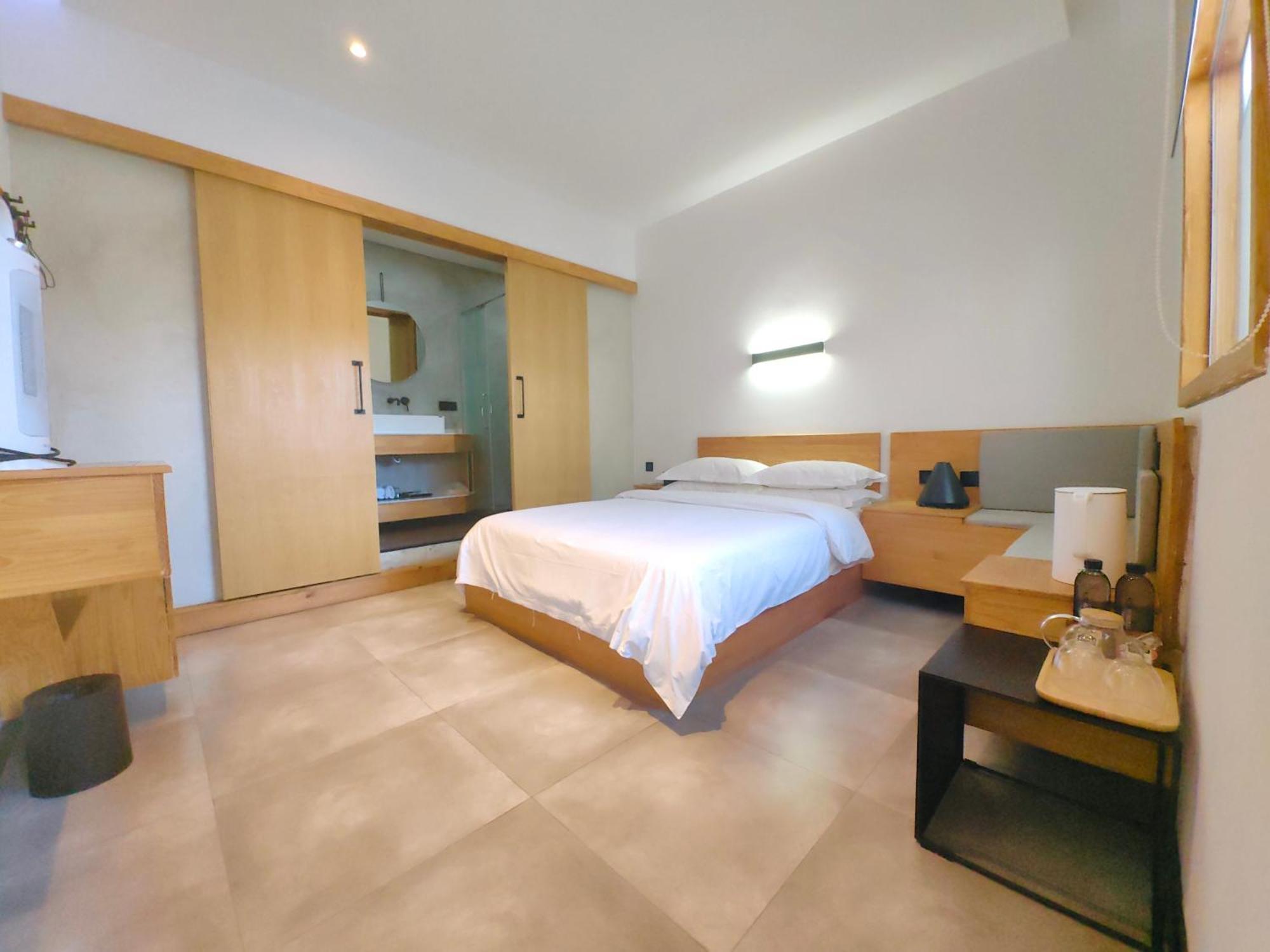 Dali Loft Travelling With Hostel Buitenkant foto