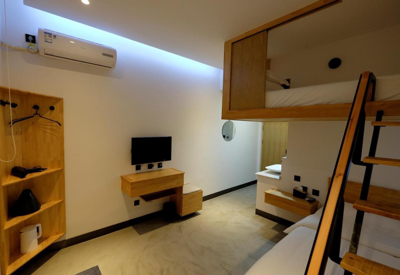 Dali Loft Travelling With Hostel Buitenkant foto