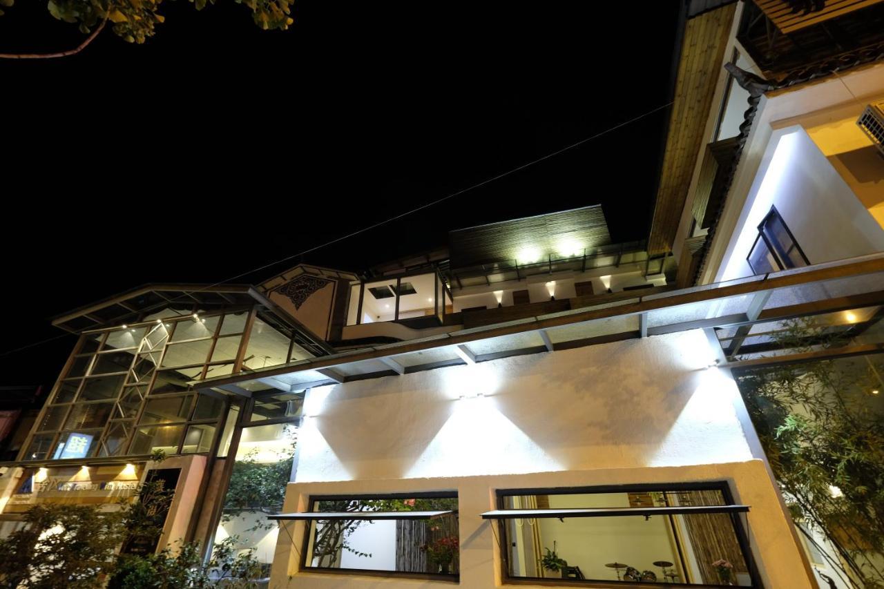 Dali Loft Travelling With Hostel Buitenkant foto