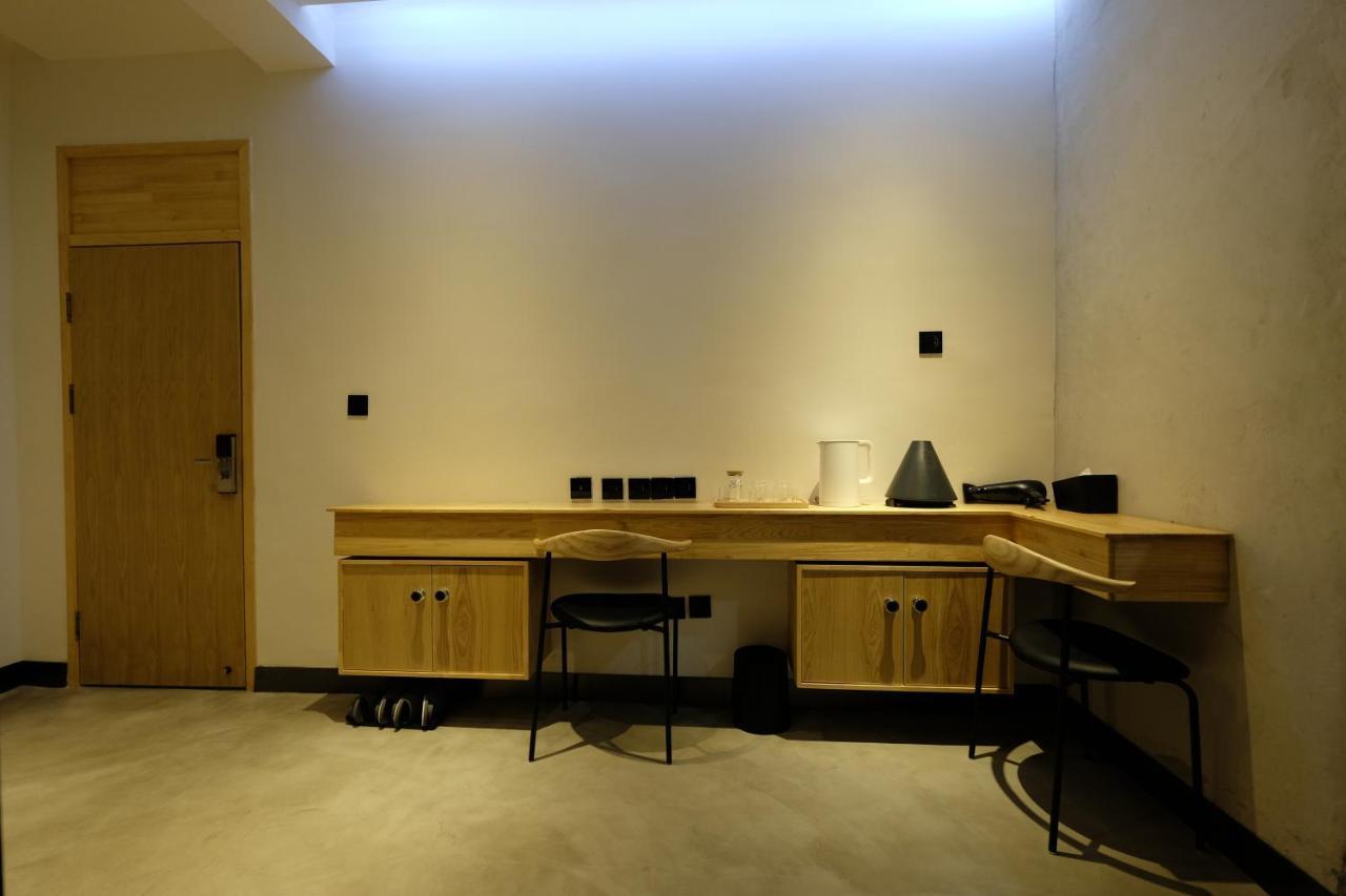 Dali Loft Travelling With Hostel Buitenkant foto