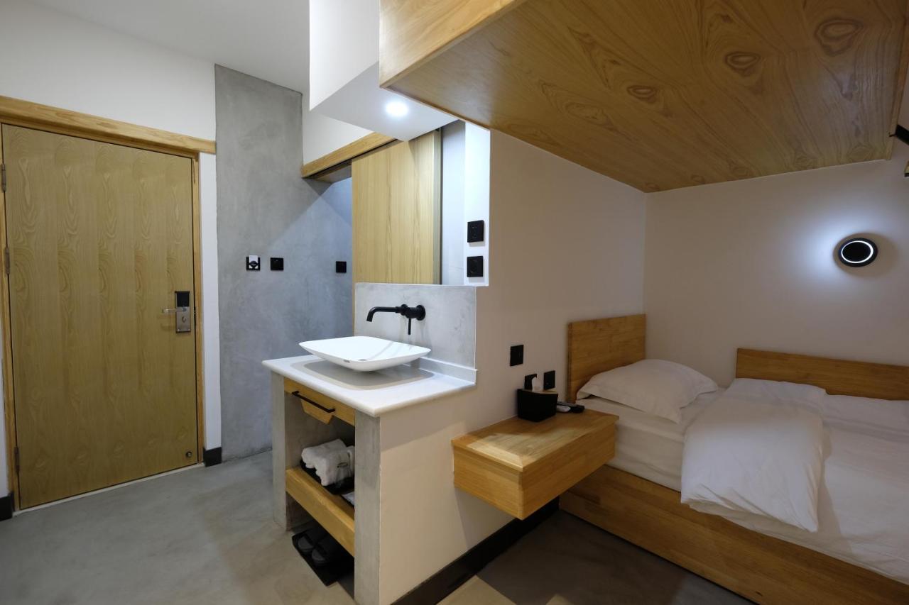 Dali Loft Travelling With Hostel Buitenkant foto